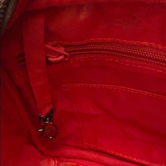 DKNY Silver Quilted Crossbody💕 - Picture 9 of 11